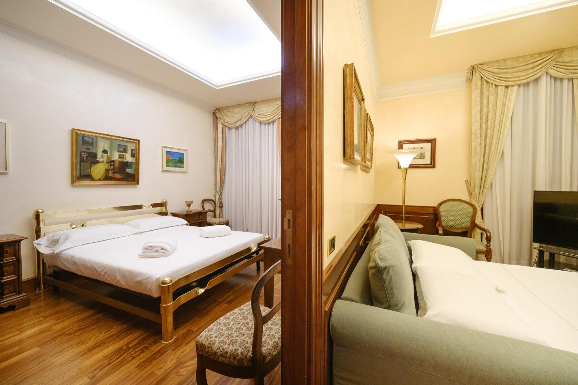 Spanish Steps Retreat Buddyrent * Rome